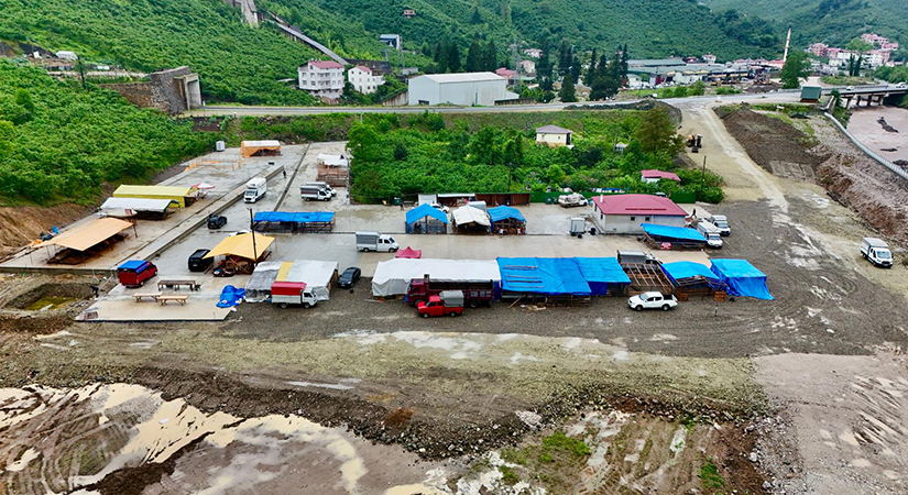 Ülper Hayvan Pazarı dolmaya başladı