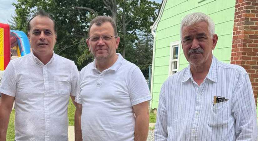 Müftü Özgül’den Özdamar’ın kitabına övgü