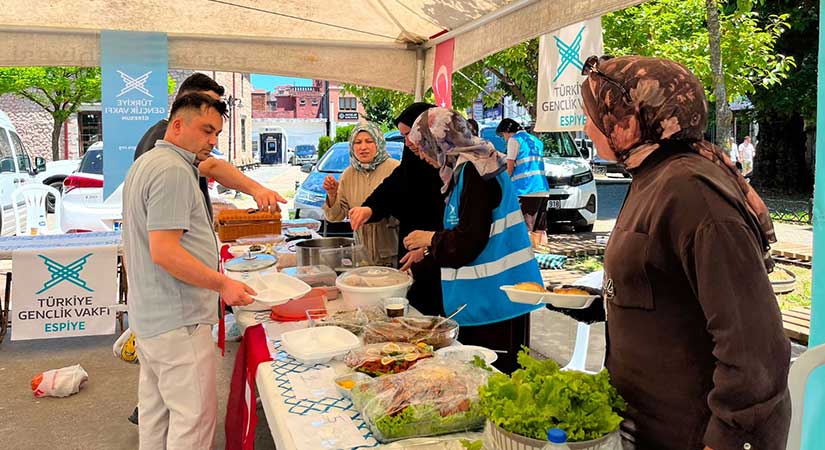 TÜGVA kermesi dualarla açıldı