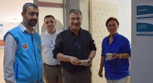 Hastanede aşure ikramı yapıldı