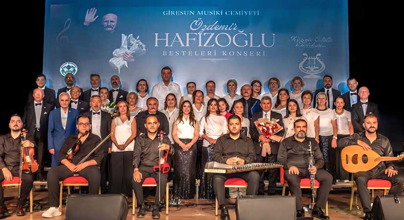 Hafızoğlu besteleri büyüledi