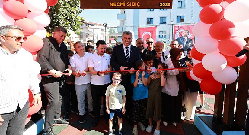 Barış Manço Çocuk Parkı hizmete açıldı