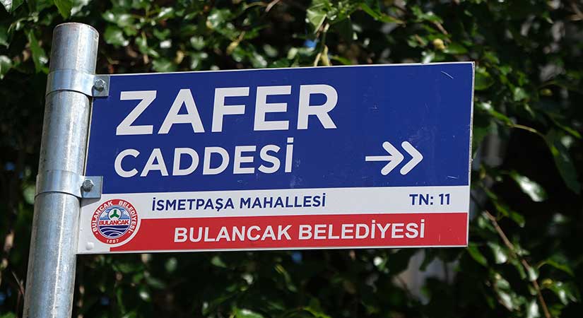 Bulancak’ta levhalar tek tek değişiyor