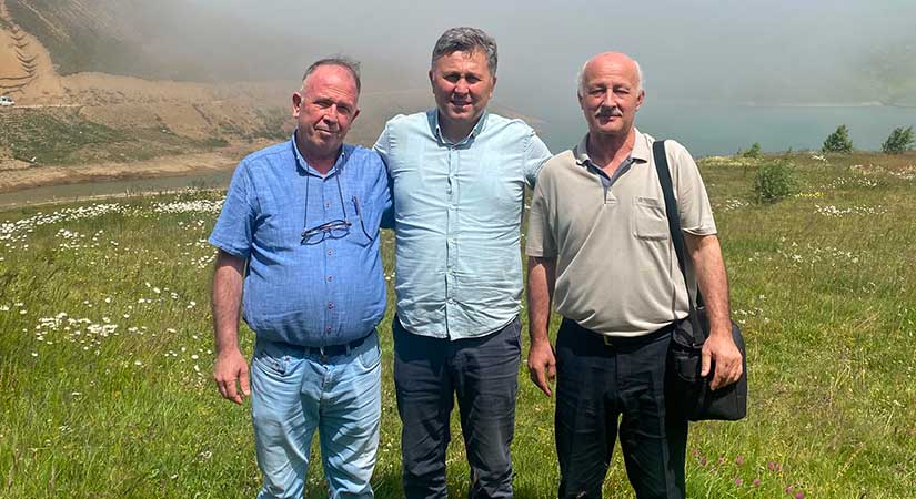 Eski başkanlardan birlik çağrısı