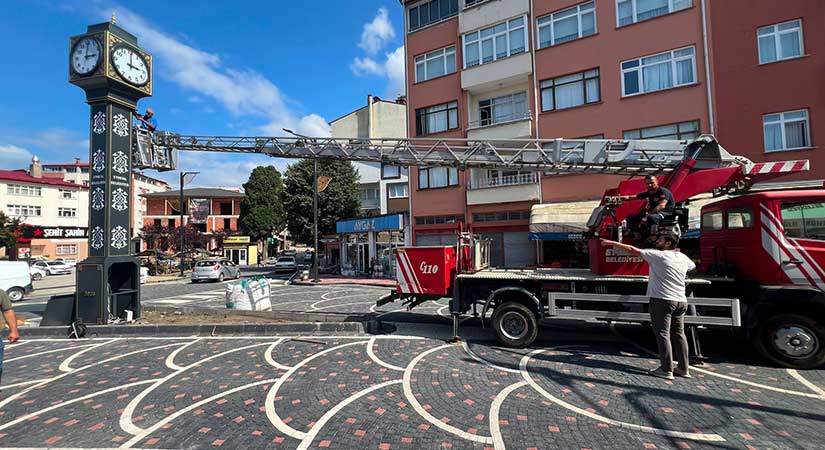 Eynesil’in yeni simgesi Saat Kulesi yükseliyor