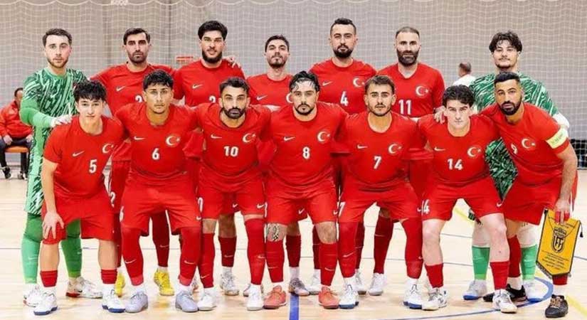 Eren Şenel millî kamp kadrosuna çağrıldı