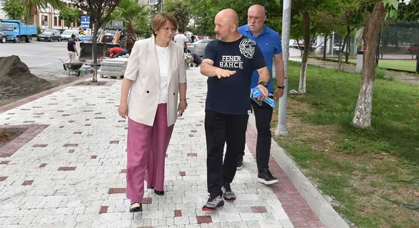 Görele’de yaya yolu yenilendi