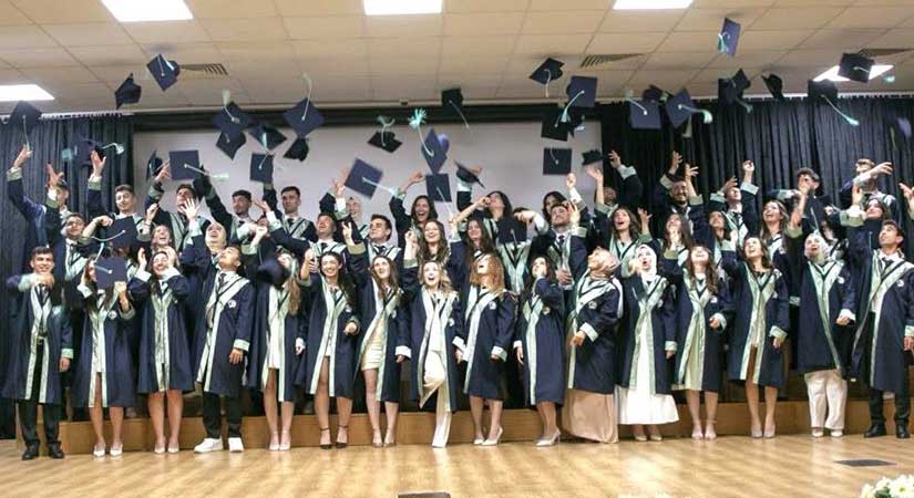 Diş hekimleri mesleğe adım attı