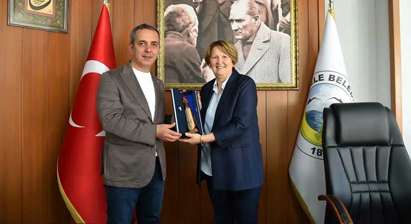 Sefer Karaahmetoğlu’ndan Görele’de ziyaret trafiği