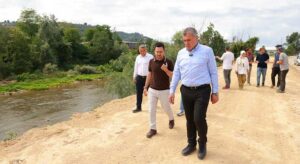 Başkan Sıbıç devam eden projeleri sahada denetledi
