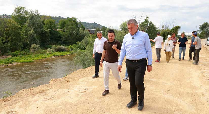 Başkan Sıbıç devam eden projeleri sahada denetledi