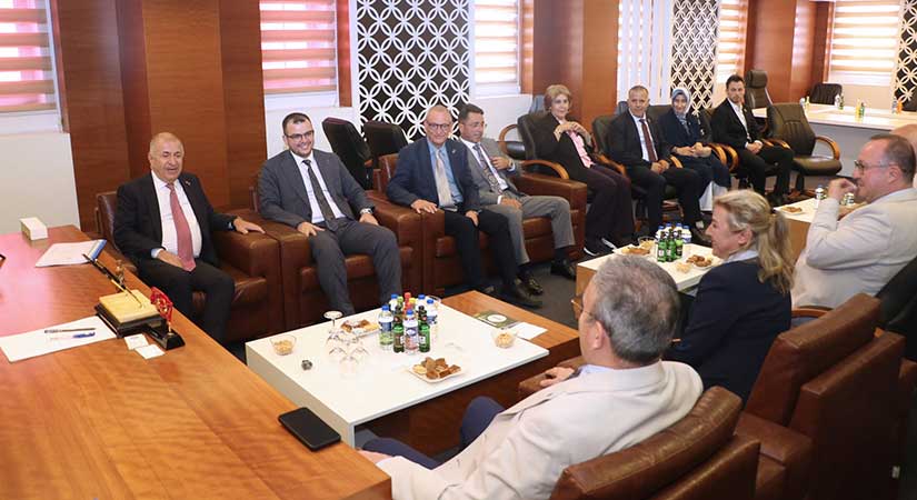 Ümit Özdağ’dan GTSO’ya ziyaret
