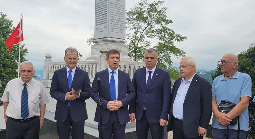 ADD heyetinden Osman Ağa’nın anıt mezarına anlamlı ziyaret