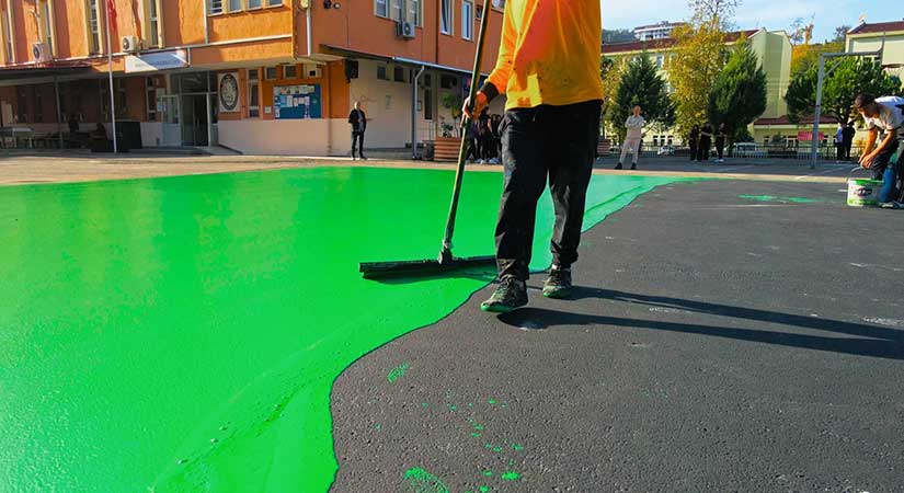 Giresun’da 22 okul modern spor sahasına kavuştu