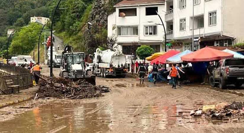 Yollar dereye döndü, kriz masası acil toplandı