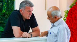 Sıbıç danışma masasına oturdu, talepleri dinledi