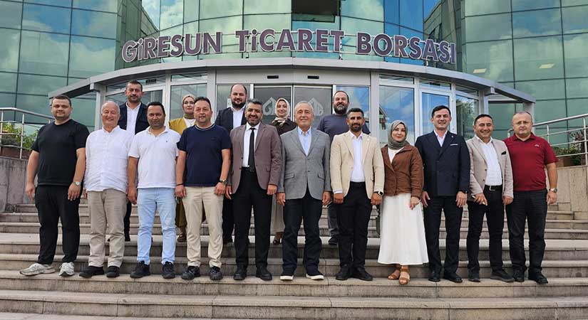 AK Parti yönetimi borsada sektörün sorunlarını görüştü