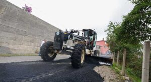 Bulancak Belediyesi 5 kilometrelik yolu yeniliyor