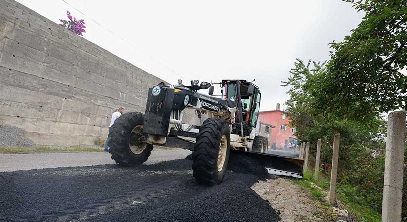 Bulancak Belediyesi 5 kilometrelik yolu yeniliyor