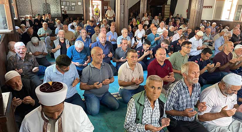 Espiye’de şehitler Özdemir ve Kesgin anıldı