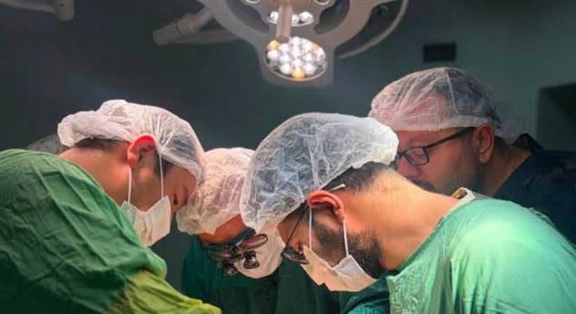 Giresun’da büyük böbrek taşlarına cerrahi müdahale