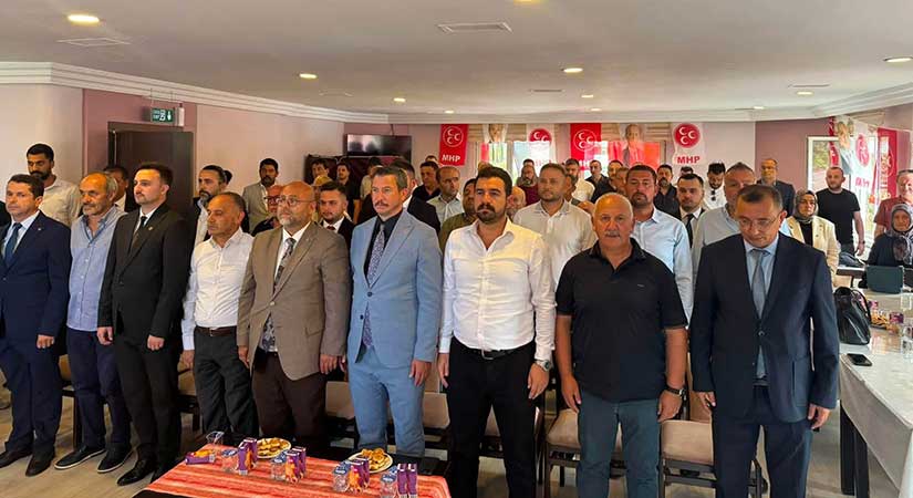 MHP Piraziz İlçe Başkanlığı’nda yeni dönem başladı