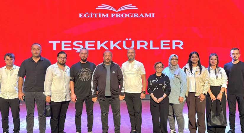 Bulancak Belediyesi, Rize’de iletişim eğitimine katıldı