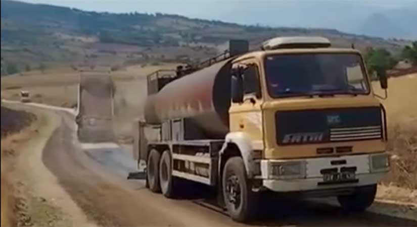 Bayhasan köyünde sathi kaplama yapıldı