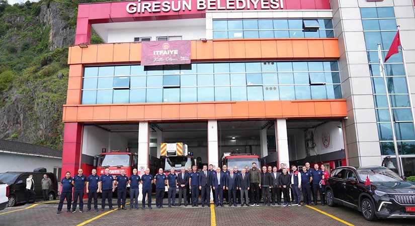 Vali Koç’tan itfaiye personeline teşekkür