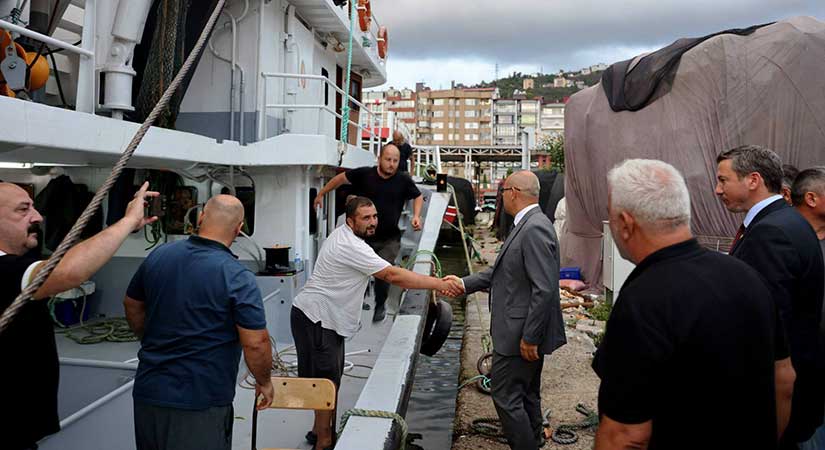 Giresun’da balıkçılar “Vira Bismillah” diyerek sezona başladı