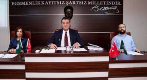 Dolmuş zammına ret: Yeni Parti çoğunluğu kaybediyor mu?