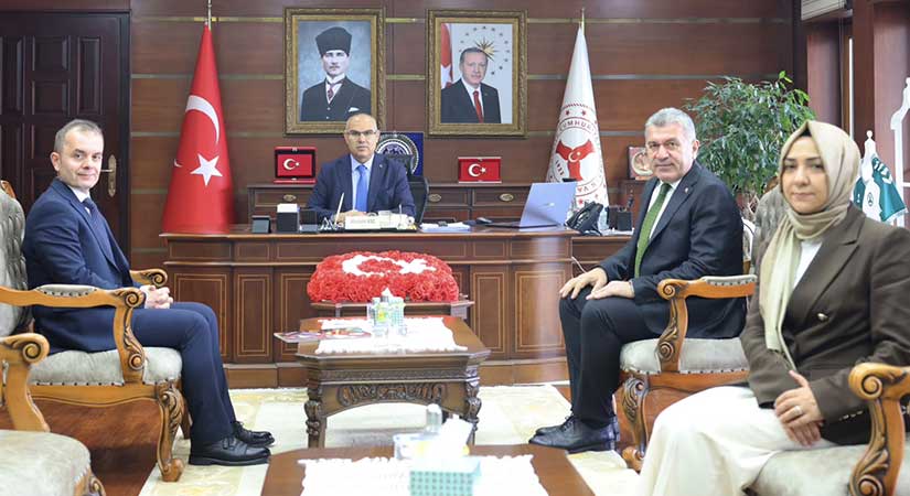 Sıbıç, Vali Koç’u 20 Ekim’deki büyük açılışa davet etti